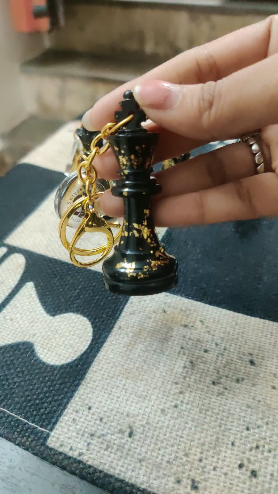 SRCA Queen Chess Piece Black Sparkle Baghanging - image 2