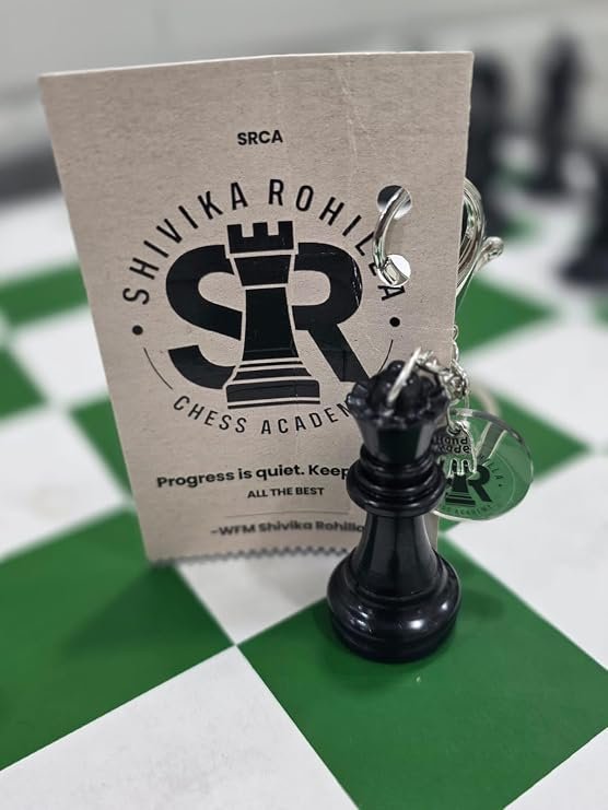 SRCA Queen Black Metal Resin Charming Baghanging Keychain - image 3