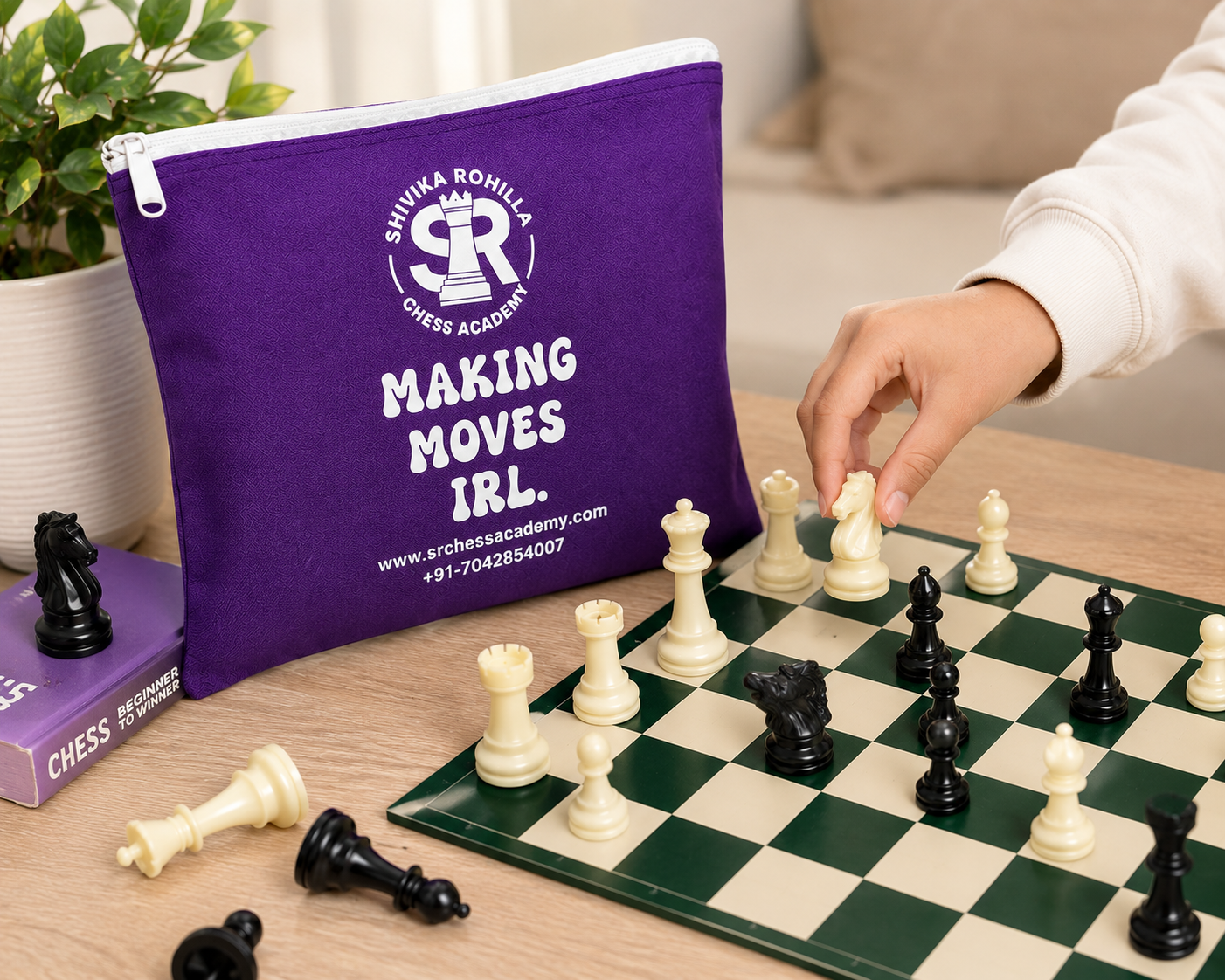 SRCA 18*18  Green chess set+bag+Pouch+2 extra queens - image 4